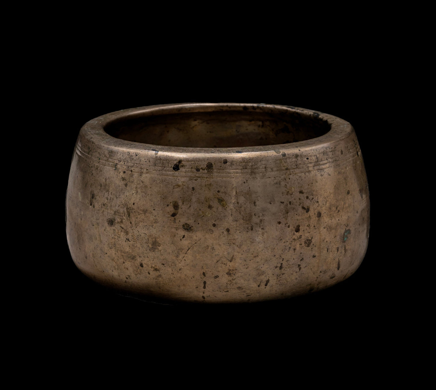 Antique Mani Singing Bowl F#5 741Hz (NCP) 7 1/4" A16295