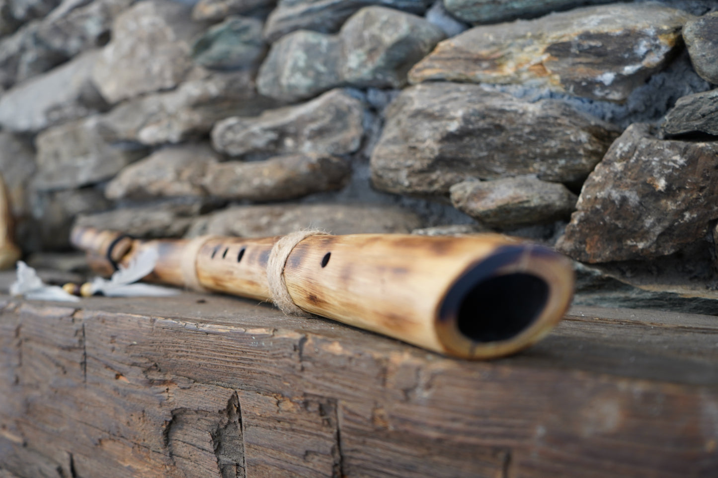 Forest Flute Teak Branch E-Akebono 432 Hz