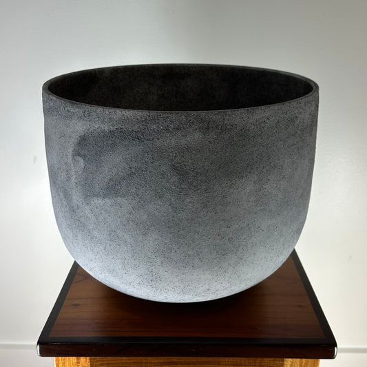14" Obsidian Crystal Singing Bowl C4 432 Hz