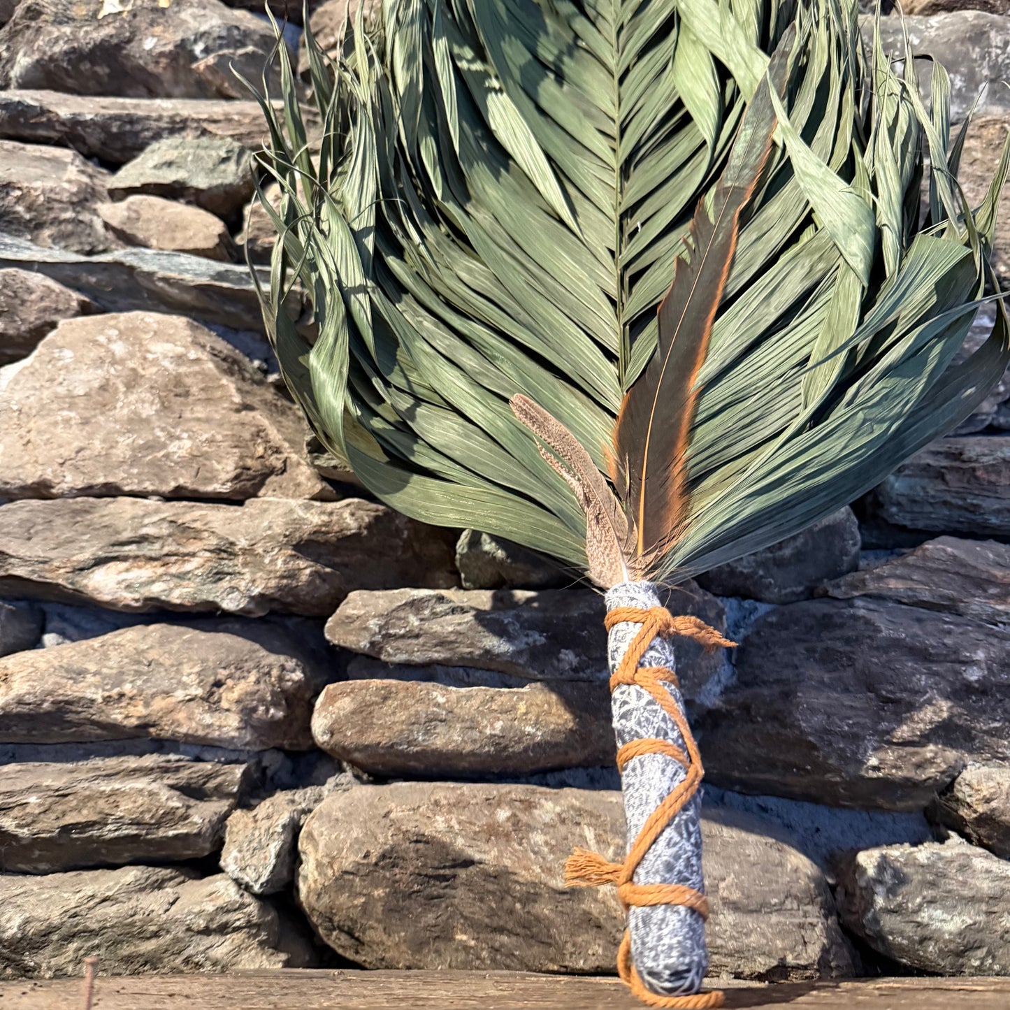 Commodire Palm Chakapa 25" Grey Fabric with Tan Cord