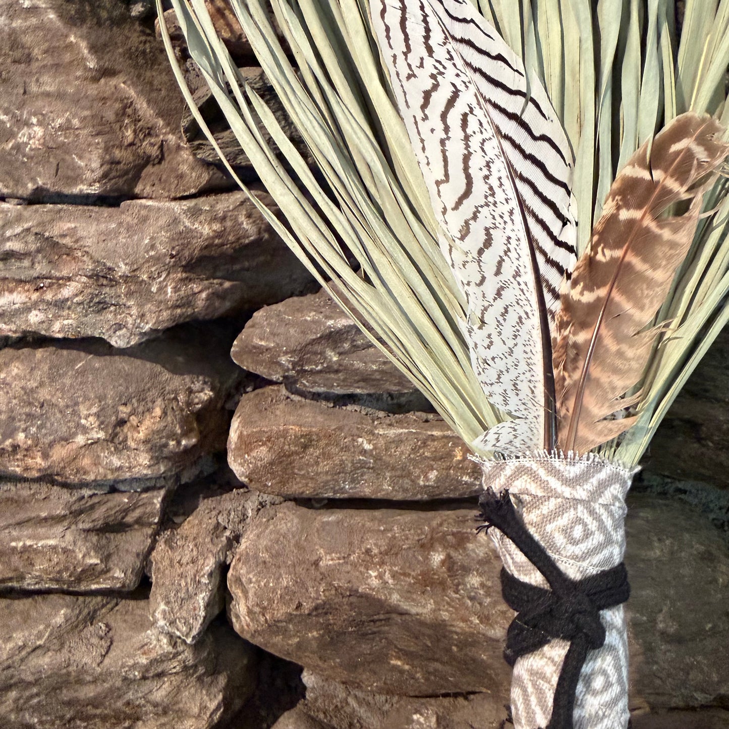 Fan Palm Chakapa 22" Grey & White Fabric with Black Cord