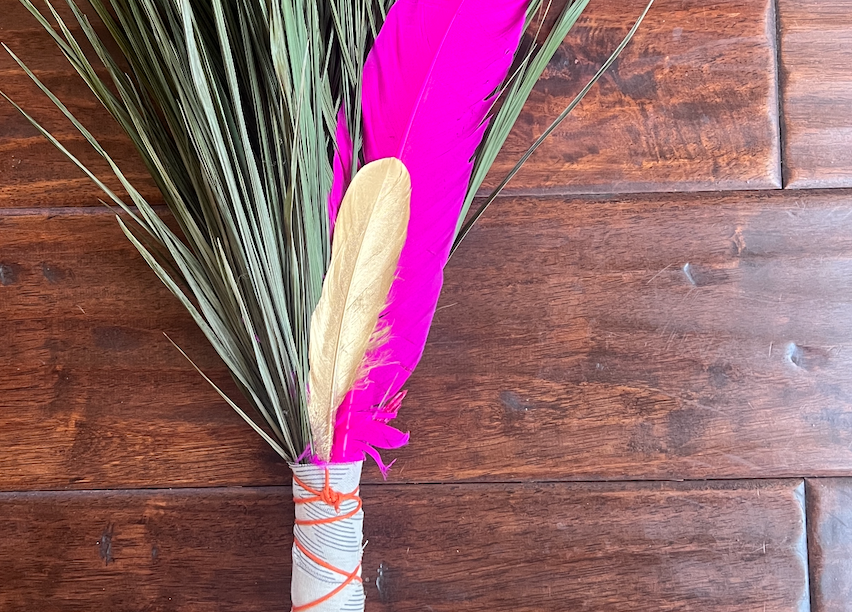 Fan Palm Chakapa 22" White & Grey Canvas with Orange Cord
