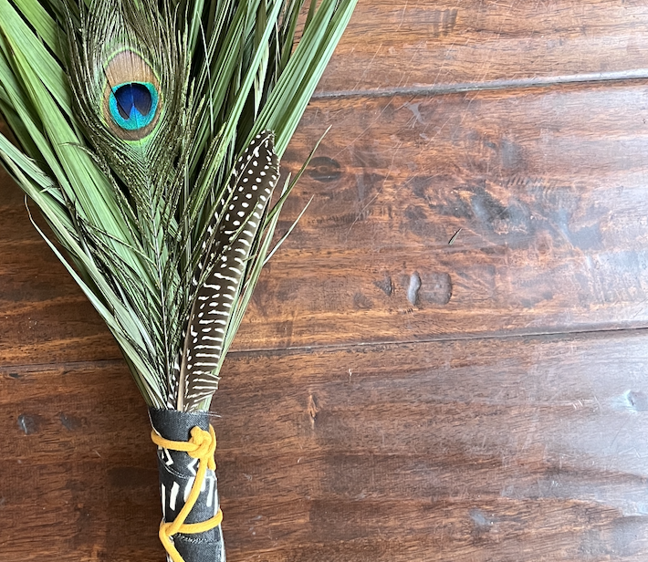 Fan Palm Chakapa 22" Black & White Canvas with Mustard Cord