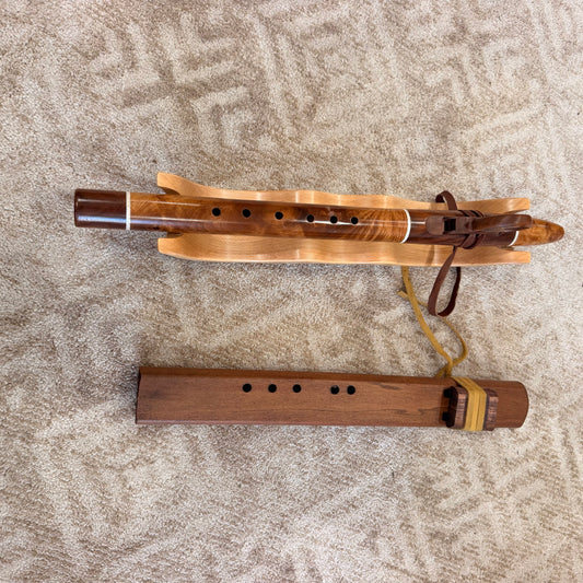 2 Native American Flutes, Drone and in G