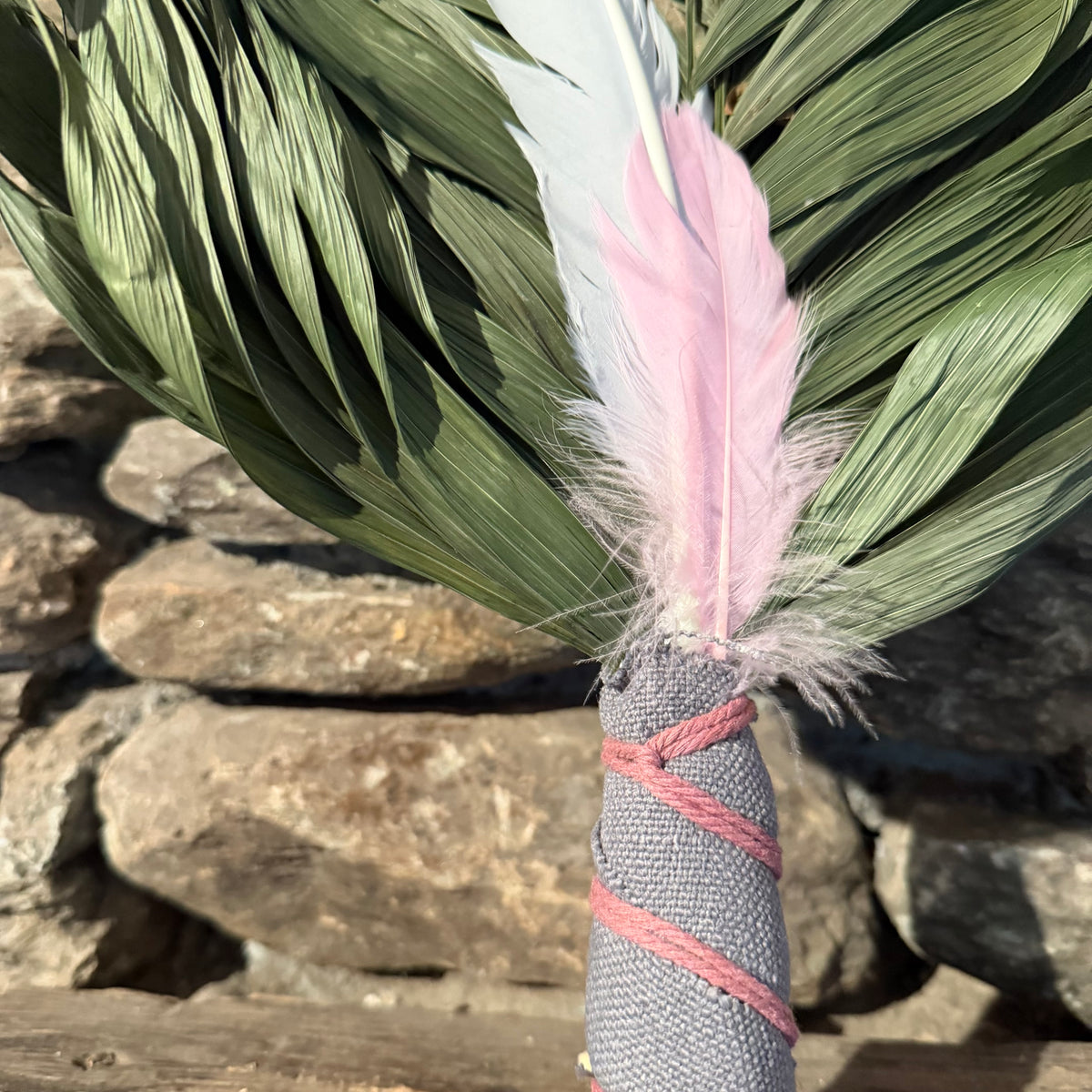 Commodore Palm Chakapa 25" Grey with Mauve Cord Chakapa