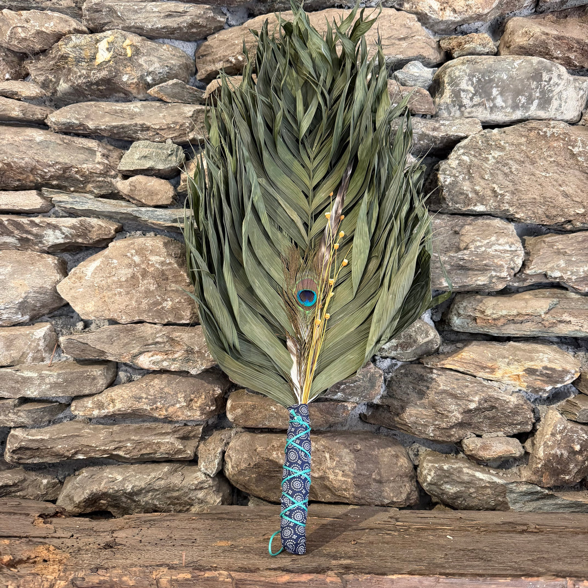 Commodore Palm Chakapa 25" With Peacock and Happy Flowers