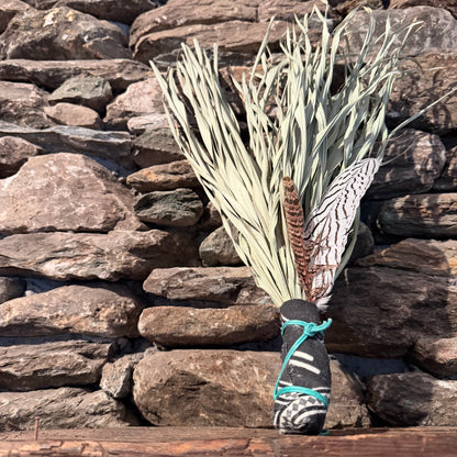 Fan Palm Chakapa 20" Black & White with Turquoise Cord Chakapa