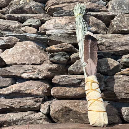 Bear Grass Chakapa 19" Cream with Yellow Cord