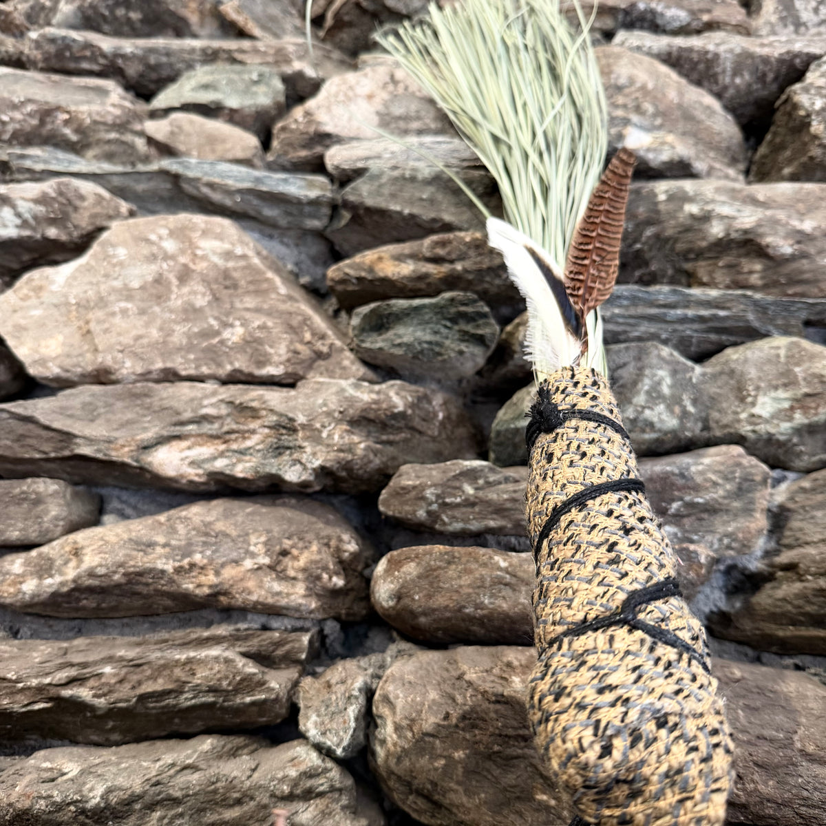 Bear Grass Chakapa 19" Multi-Colored with Black Cord