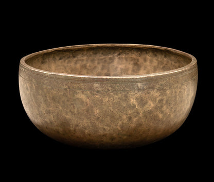 Antique Jambati Singing Bowl C 133Hz 11.25" A15859