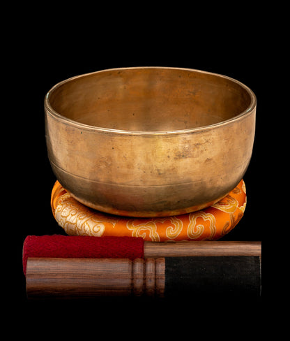 Antique Buddha Singing Bowl G3 199Hz 7" A16077