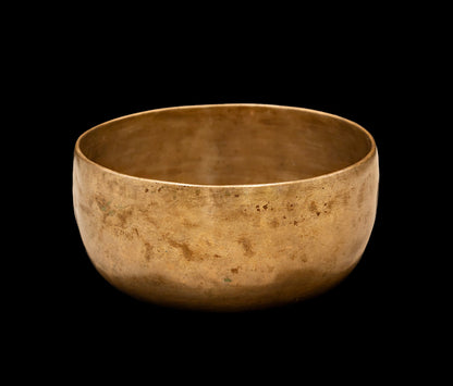 Antique Thadobati Singing Bowl G3 195Hz (Near Concert Pitch) 6 3/4" A16107