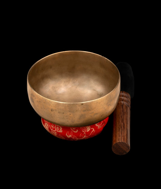 Antique Cup Thadobati Singing Bowl A#4 472Hz 4.25" A16144