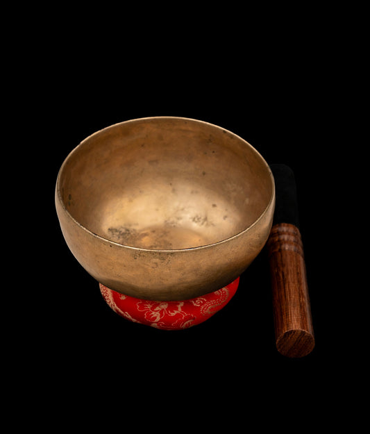 Antique Cup Thadobati Singing Bowl F#4 372Hz 4.5" A16188