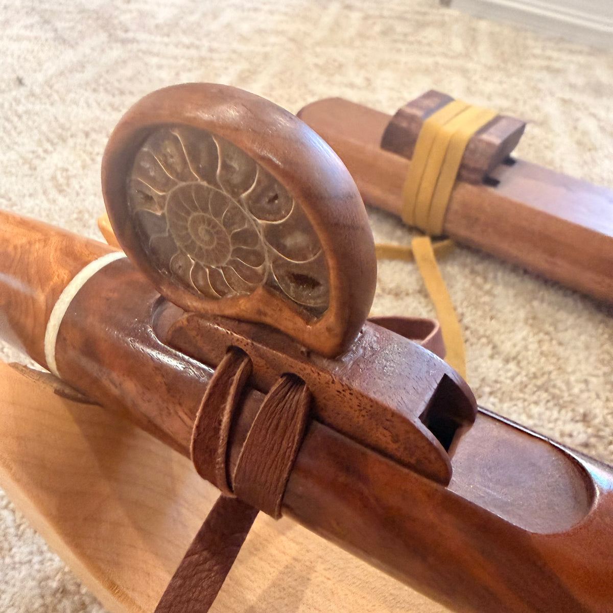 2 Native American Flutes, Drone and in G
