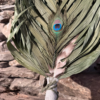 Commodire Palm Chakapa 25" Grey & White with Olive Cord