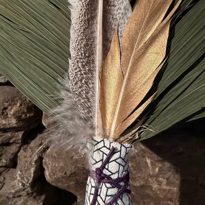 Commodire Palm Chakapa 25" White & Blue with Purple Cord