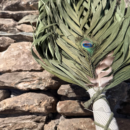 Commodire Palm Chakapa 25" Grey & White with Olive Cord