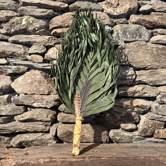 Commodire Palm Chakapa 25" Yellow & White with Tan Cord