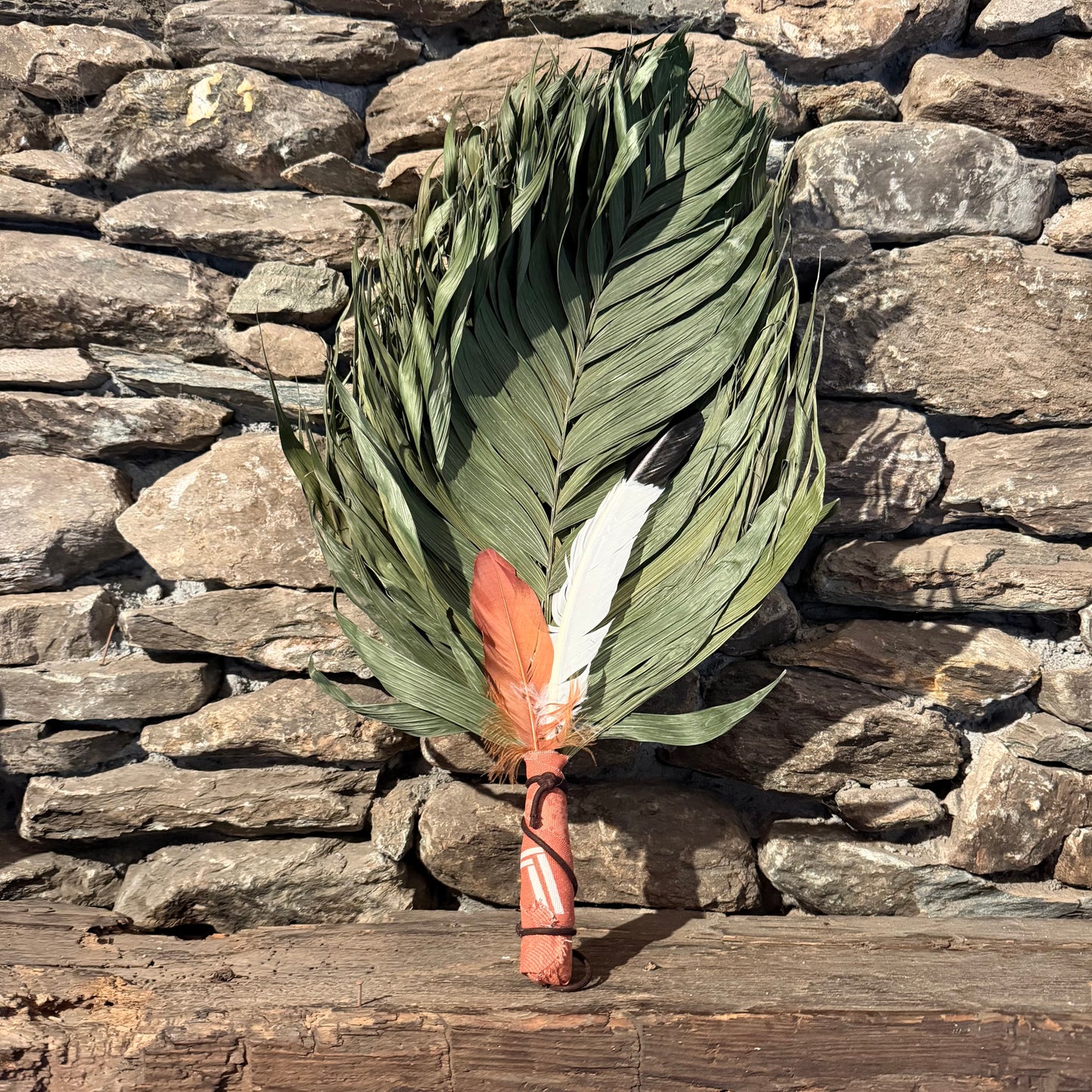 Commodire Palm Chakapa 25" Orange & White with Brown Cord