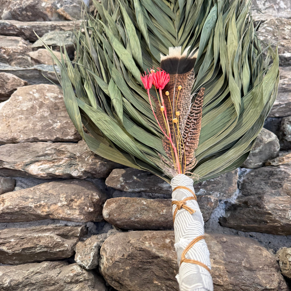 Commodore Palm Chakapa 25" With Turkey and Happy Flowrs