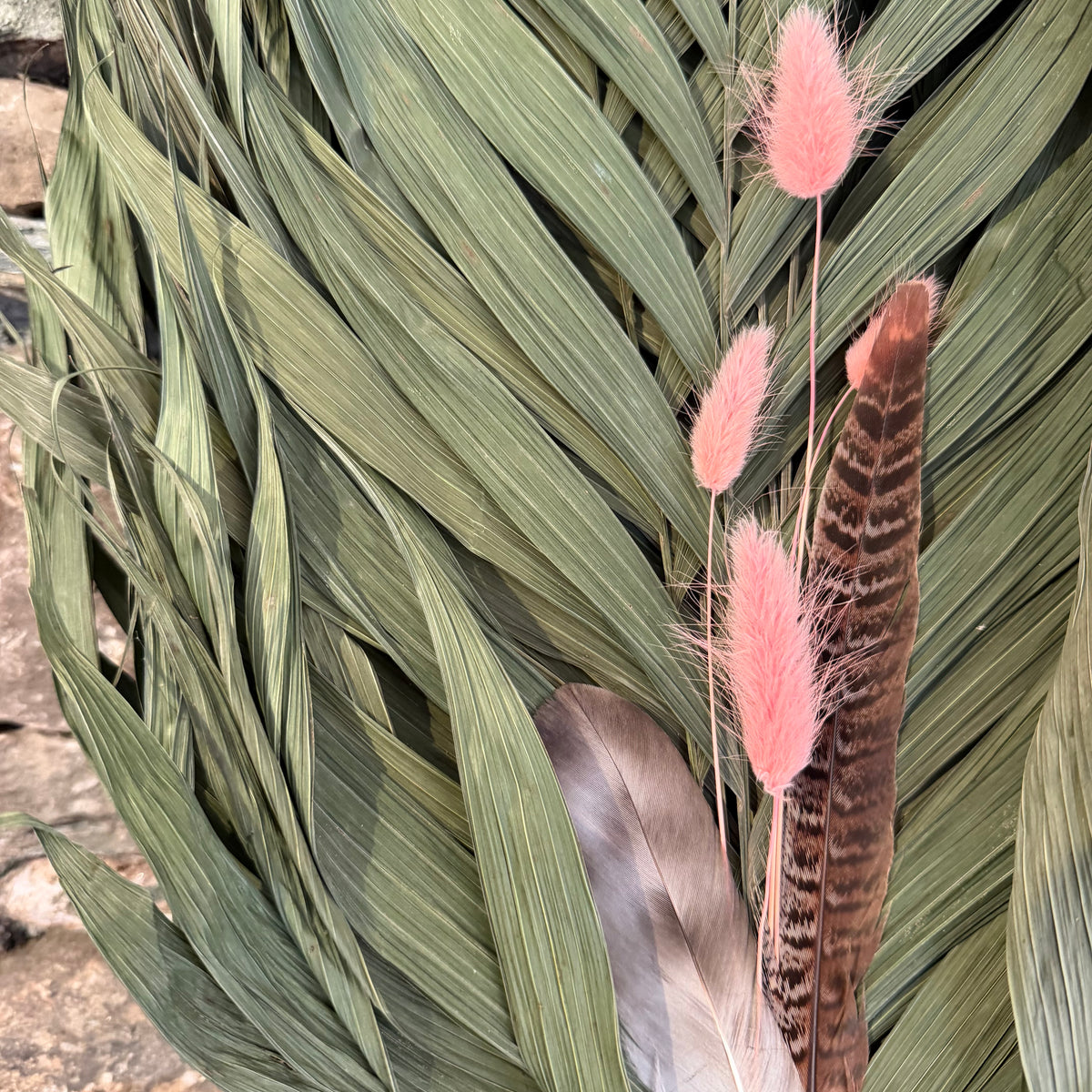 Commodore Palm Chakapa 25" With Chicken and Peach Lagarus