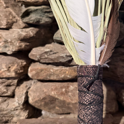 Fan Palm Chakapa 19" Brown & Blue with Black Cord