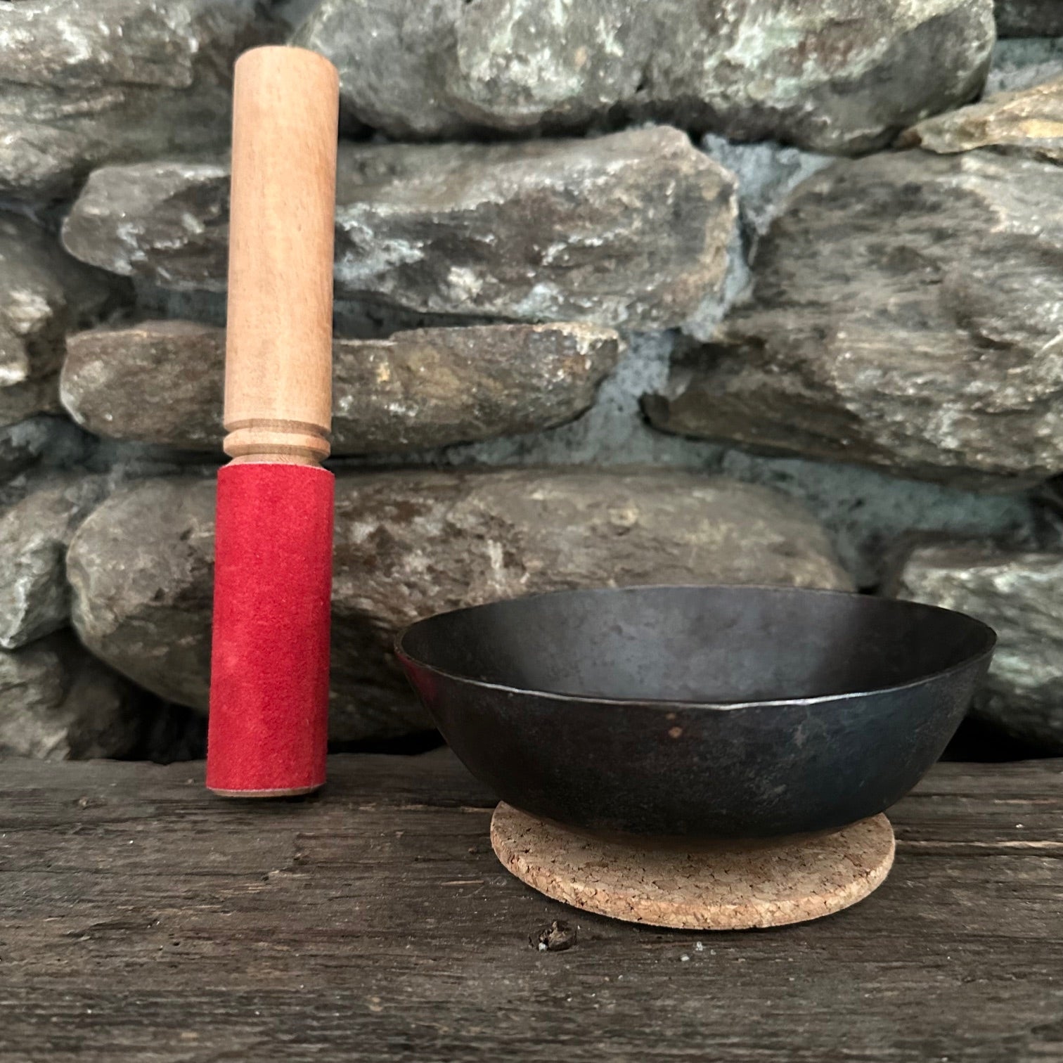 Martin Bläse Iron Sound Bowl 5.25" x 2" 11oz