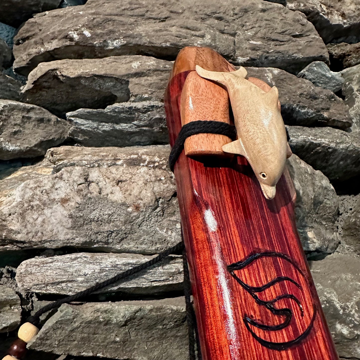 Dolphin Borneo Redwood Drone 22" F-Aeolian 432Hz