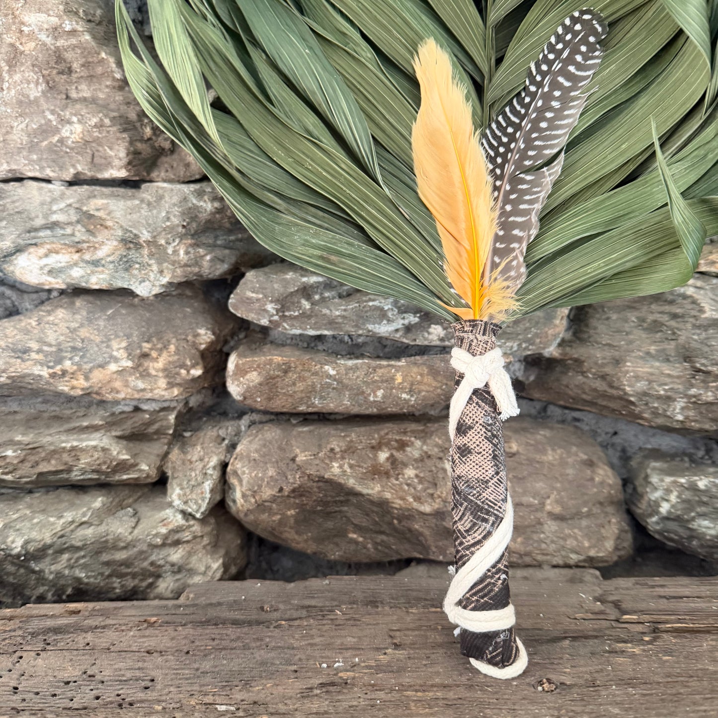 Commodore Palm Chakapa 25" Brown & Tan Fabric with Cream Cord