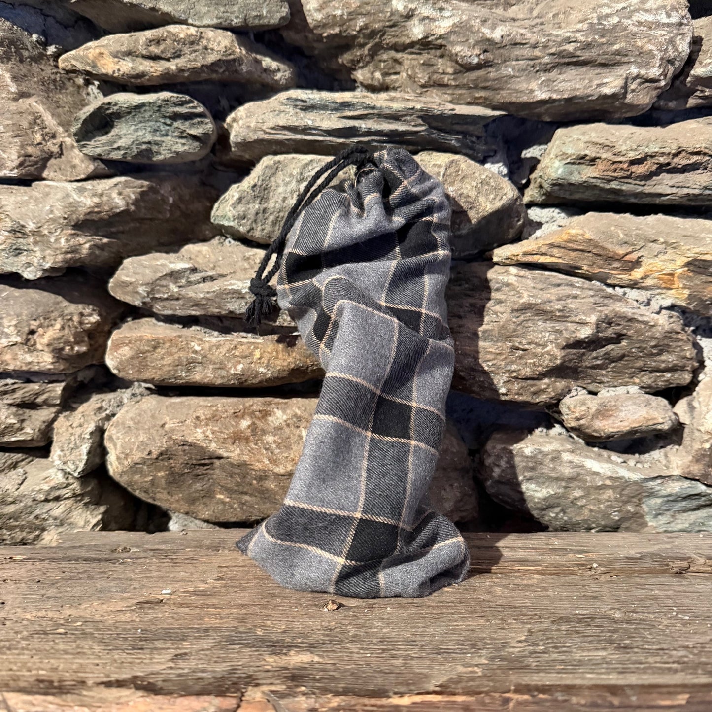 A-Aeolian 432 Hz Teak Root Ocarina 10"