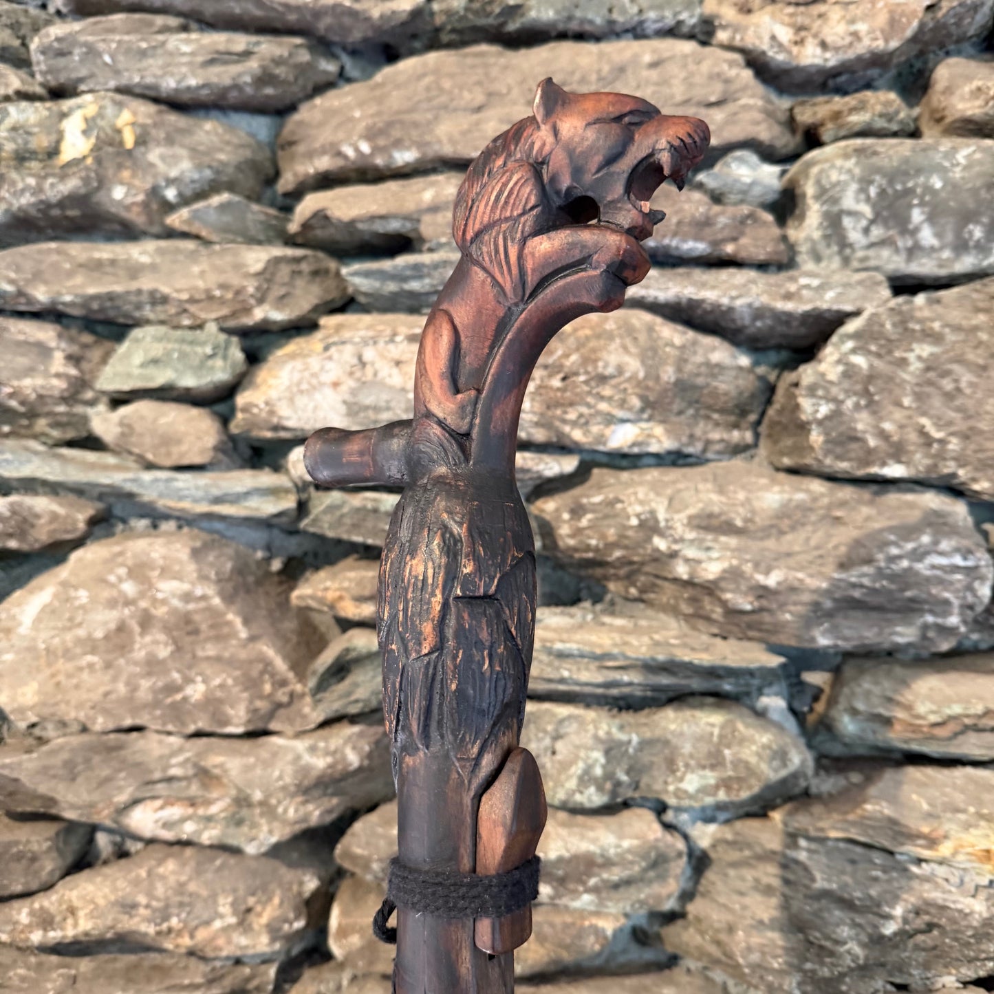 Lion Walking Stick Flute E-Minor 528Hz 43"