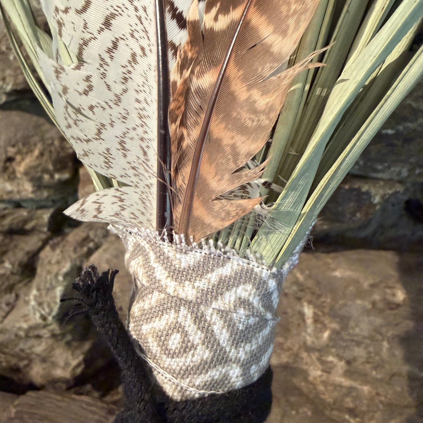 Fan Palm Chakapa 22" Grey & White Fabric with Black Cord