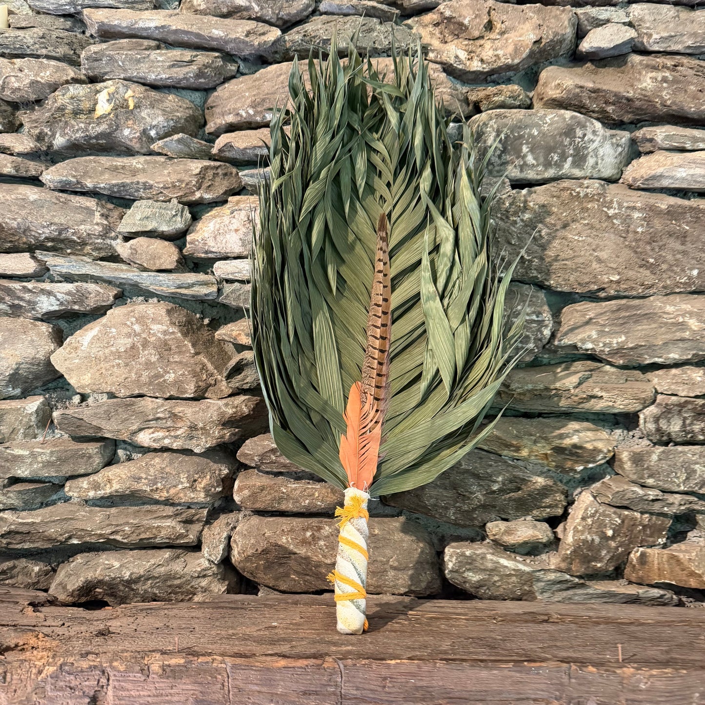 Commodire Palm Chakapa 25" Cream & Olive Fabric with Mustard Cord