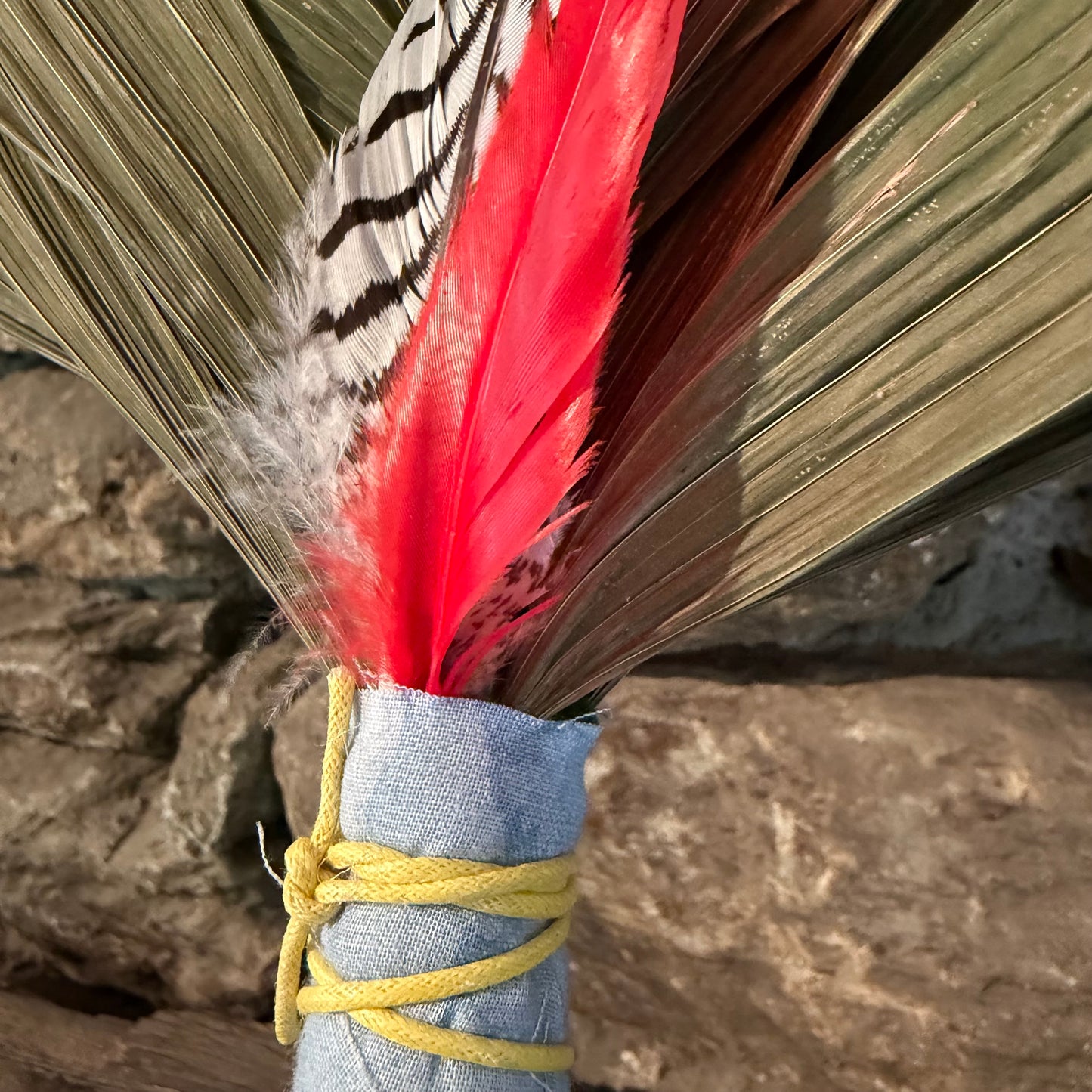 Commodire Palm Chakapa 25" Sky Blue Fabric with Yellow Cord